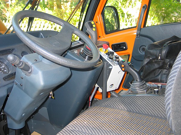 Sicheres Arbeiten in der klimatisierten Fahrerkabine